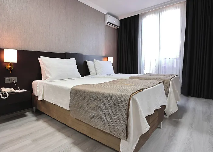 فندق Mays Royal 4*