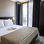 Mays Hotel