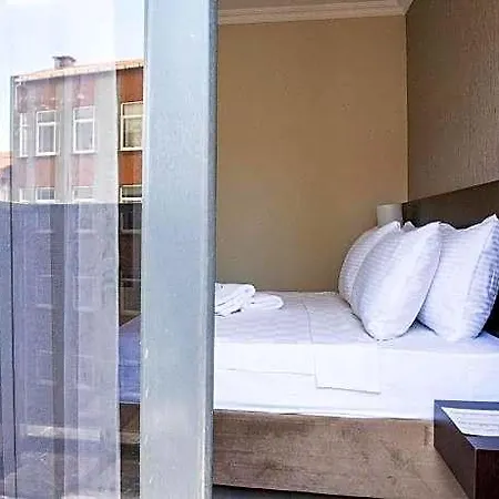 Hotel Mays