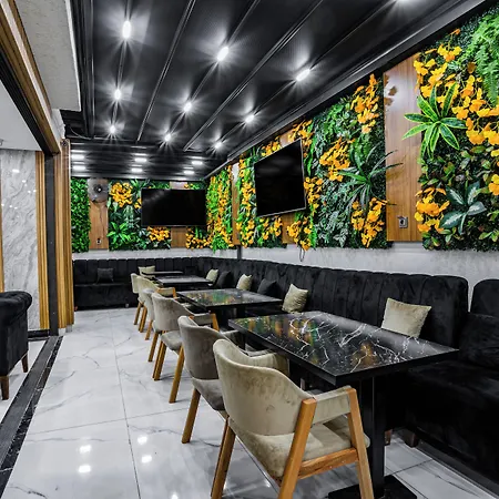 Mays Royal اسطنبول