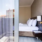 Mays Hotel