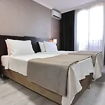 Hotel Mays 4*